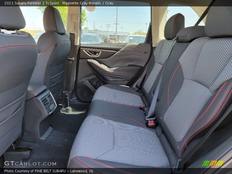 Magnetite Gray Metallic / Gray 2021 Subaru Forester 2.5i Sport