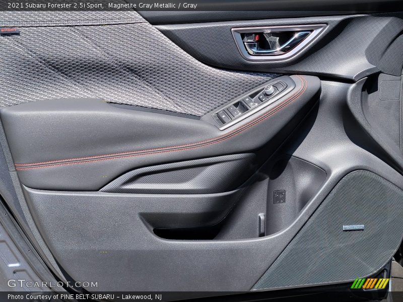 Magnetite Gray Metallic / Gray 2021 Subaru Forester 2.5i Sport