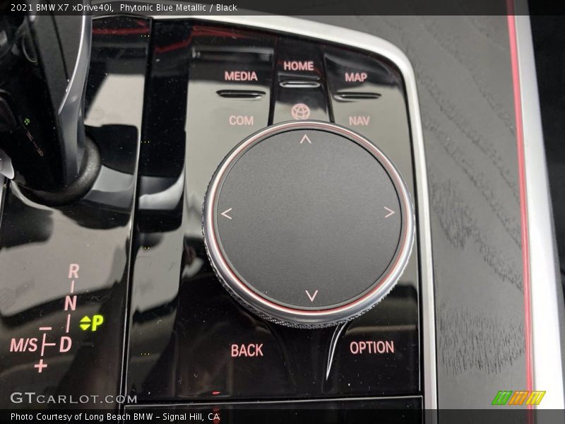 Controls of 2021 X7 xDrive40i