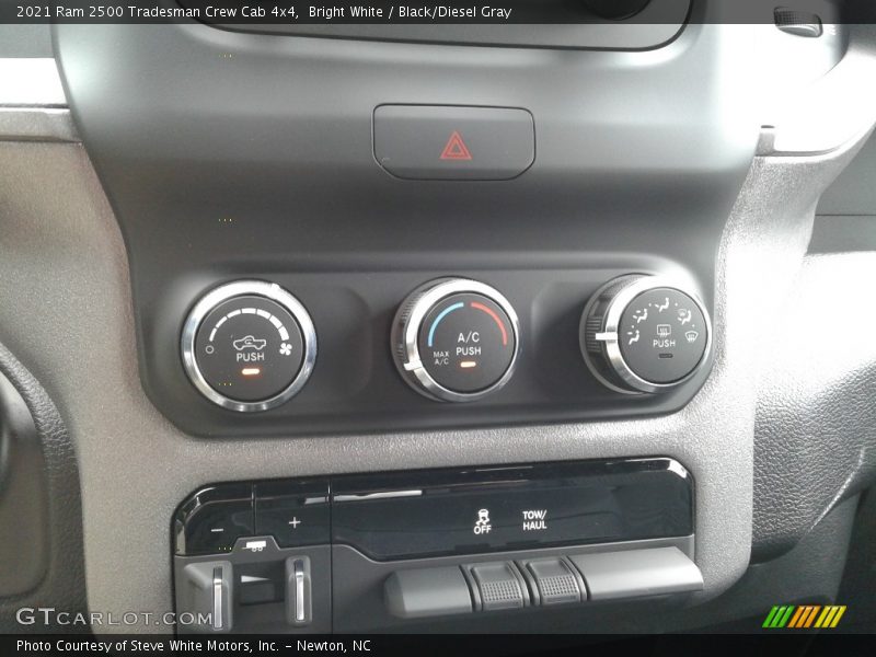 Bright White / Black/Diesel Gray 2021 Ram 2500 Tradesman Crew Cab 4x4