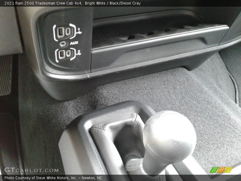 Bright White / Black/Diesel Gray 2021 Ram 2500 Tradesman Crew Cab 4x4