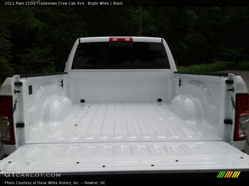 Bright White / Black 2021 Ram 2500 Tradesman Crew Cab 4x4