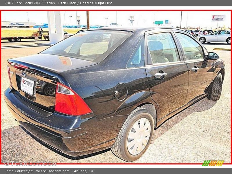Pitch Black / Charcoal/Light Flint 2007 Ford Focus ZX4 S Sedan