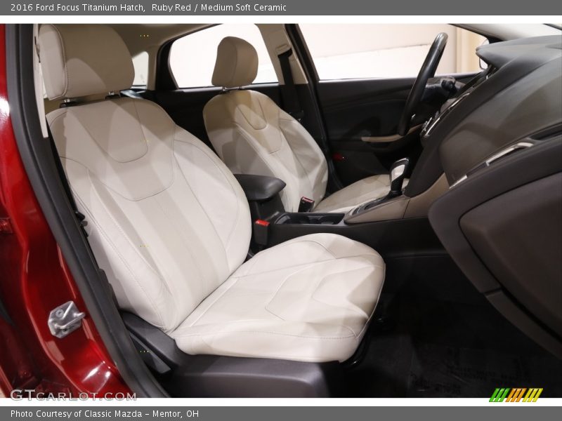 Ruby Red / Medium Soft Ceramic 2016 Ford Focus Titanium Hatch