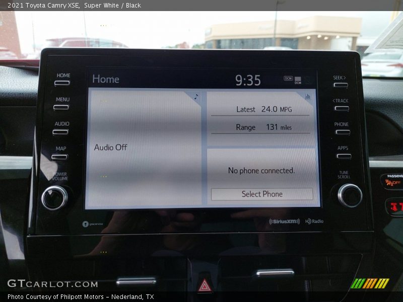 Super White / Black 2021 Toyota Camry XSE