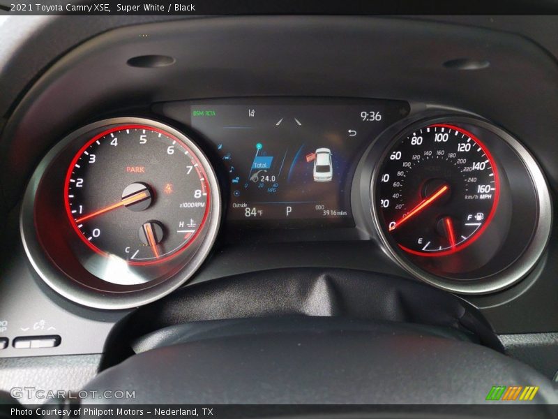 Super White / Black 2021 Toyota Camry XSE