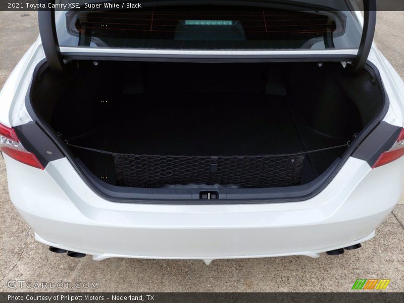 Super White / Black 2021 Toyota Camry XSE