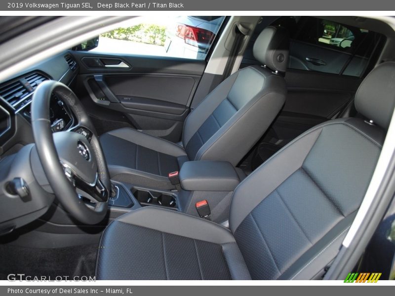 Deep Black Pearl / Titan Black 2019 Volkswagen Tiguan SEL