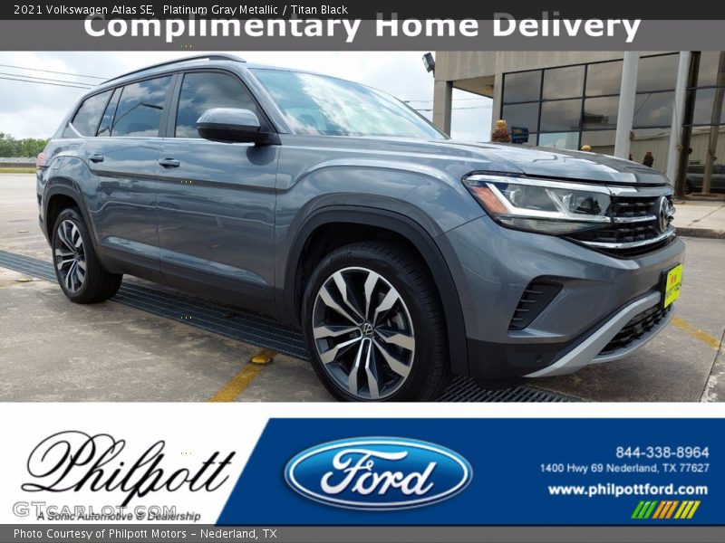 Platinum Gray Metallic / Titan Black 2021 Volkswagen Atlas SE