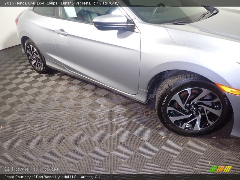Lunar Silver Metallic / Black/Gray 2016 Honda Civic LX-P Coupe