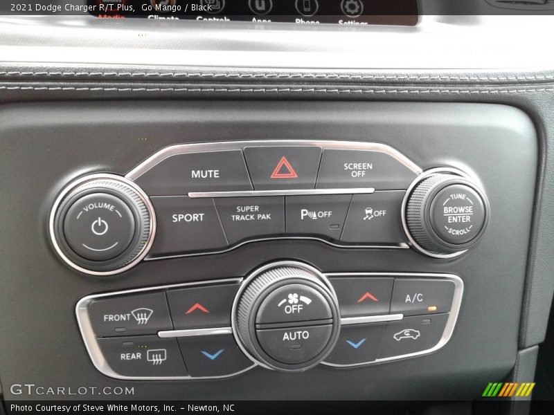 Go Mango / Black 2021 Dodge Charger R/T Plus