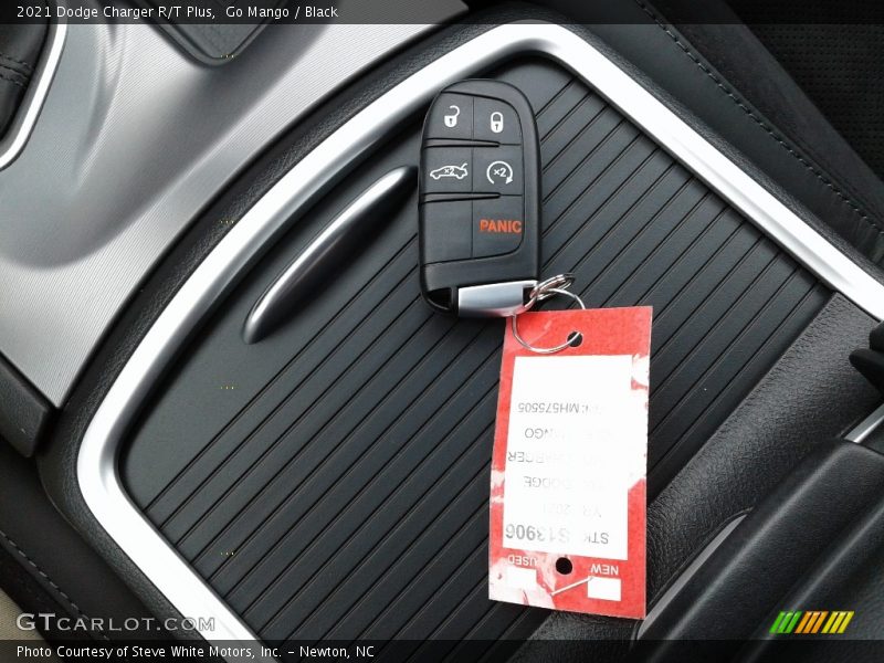 Keys of 2021 Charger R/T Plus