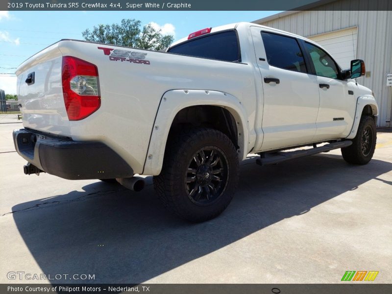 Super White / Graphite 2019 Toyota Tundra SR5 CrewMax 4x4