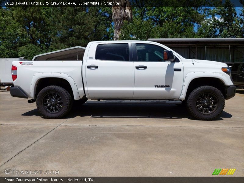 Super White / Graphite 2019 Toyota Tundra SR5 CrewMax 4x4