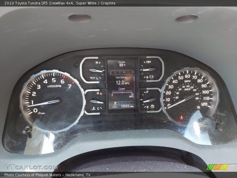 Super White / Graphite 2019 Toyota Tundra SR5 CrewMax 4x4