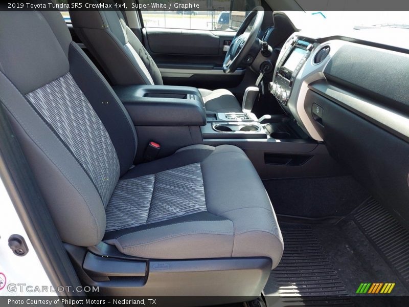 Super White / Graphite 2019 Toyota Tundra SR5 CrewMax 4x4