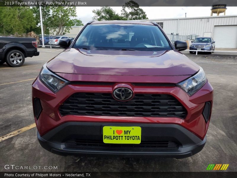 Ruby Flare Pearl / Black 2019 Toyota RAV4 LE