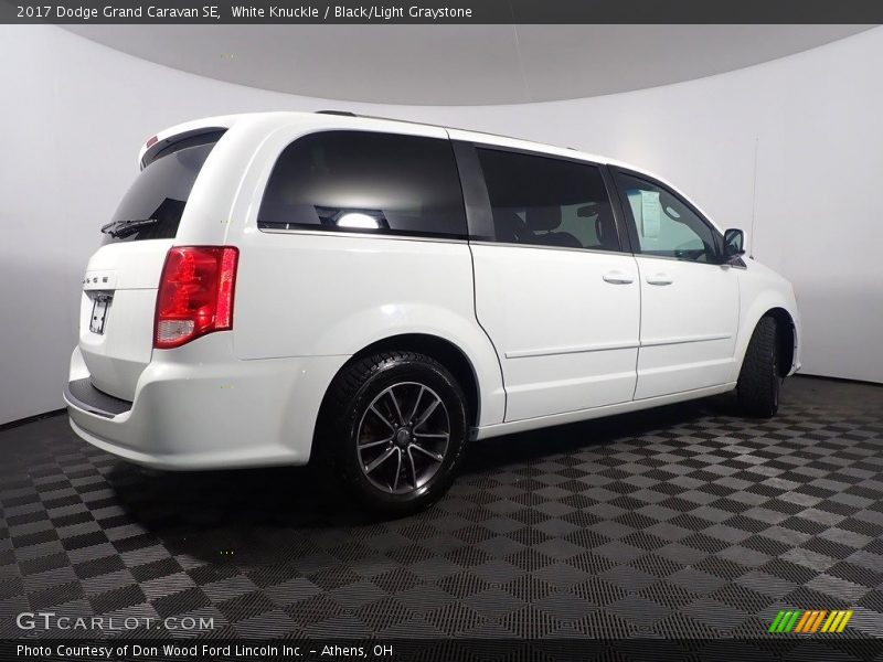 White Knuckle / Black/Light Graystone 2017 Dodge Grand Caravan SE