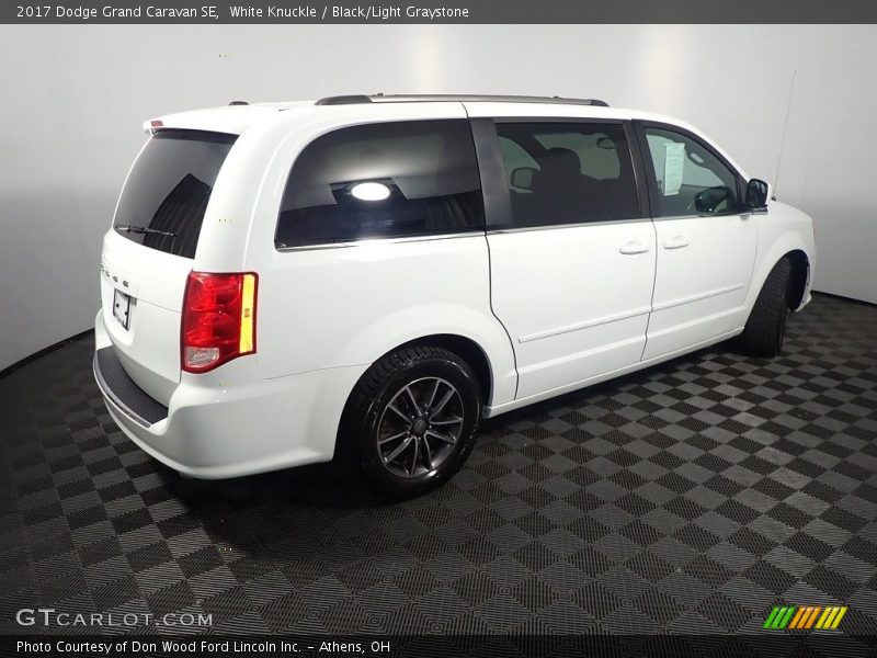 White Knuckle / Black/Light Graystone 2017 Dodge Grand Caravan SE