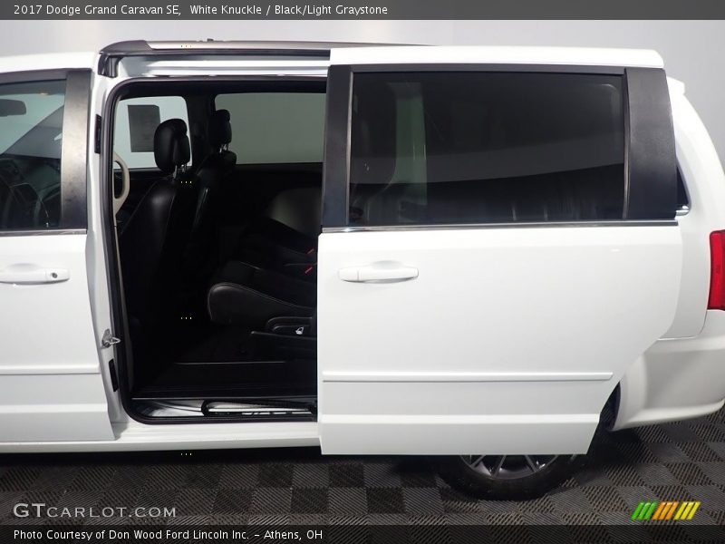 White Knuckle / Black/Light Graystone 2017 Dodge Grand Caravan SE