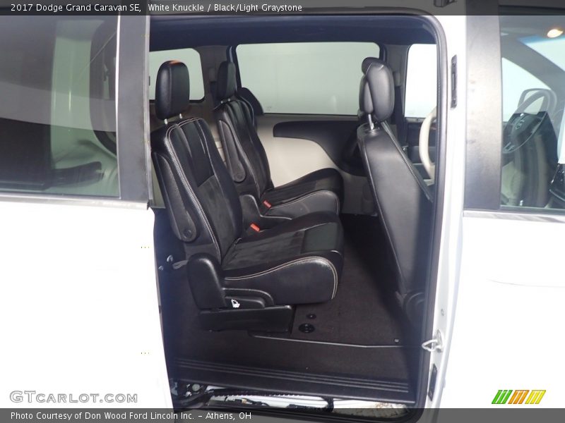 White Knuckle / Black/Light Graystone 2017 Dodge Grand Caravan SE