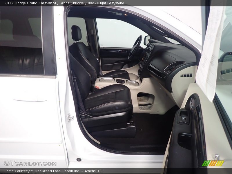 White Knuckle / Black/Light Graystone 2017 Dodge Grand Caravan SE