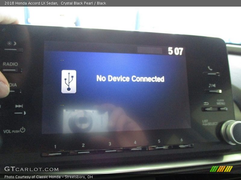 Crystal Black Pearl / Black 2018 Honda Accord LX Sedan