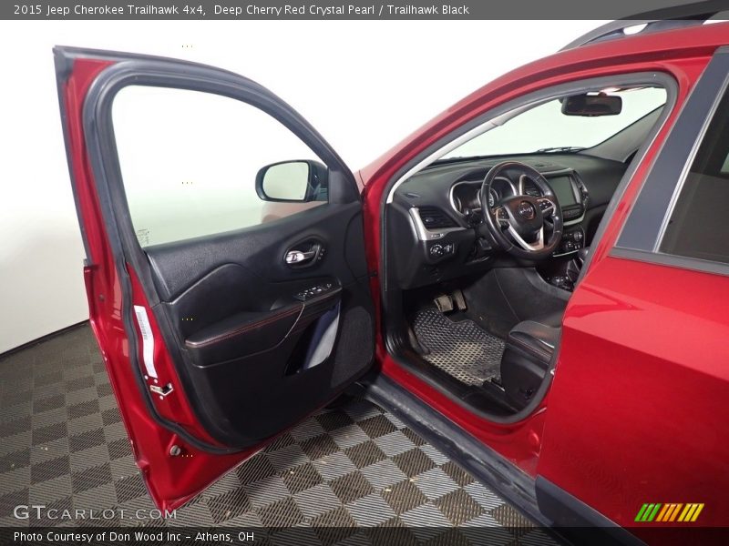 Deep Cherry Red Crystal Pearl / Trailhawk Black 2015 Jeep Cherokee Trailhawk 4x4