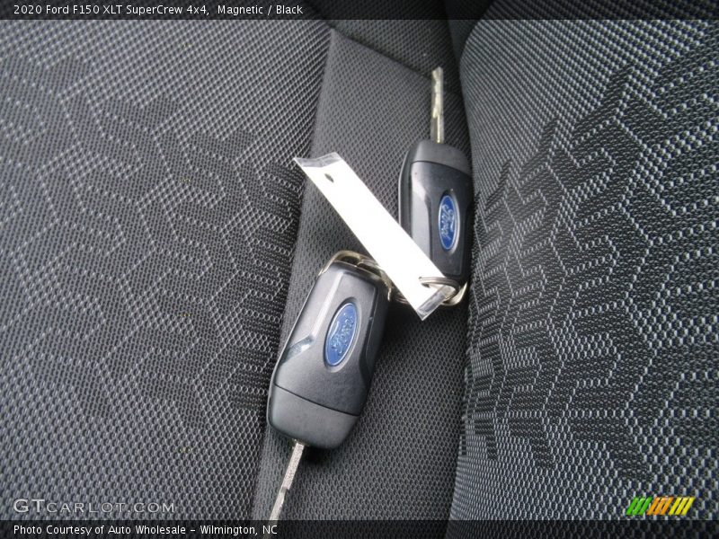 Magnetic / Black 2020 Ford F150 XLT SuperCrew 4x4
