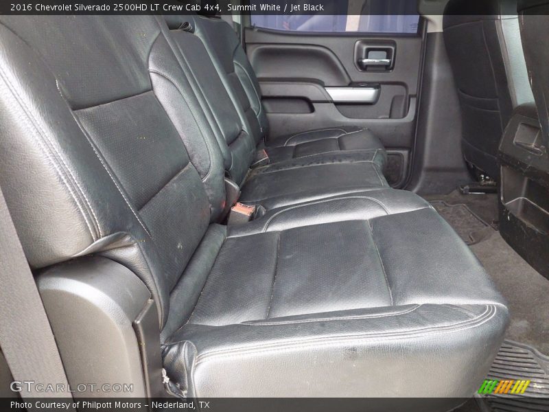 Summit White / Jet Black 2016 Chevrolet Silverado 2500HD LT Crew Cab 4x4
