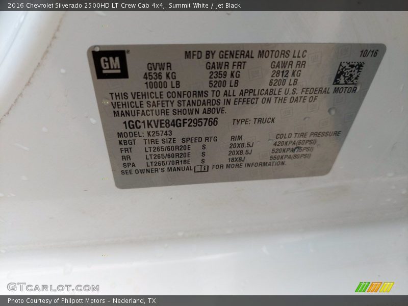 Summit White / Jet Black 2016 Chevrolet Silverado 2500HD LT Crew Cab 4x4