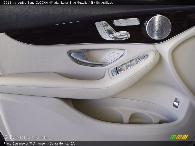 Lunar Blue Metallic / Silk Beige/Black 2018 Mercedes-Benz GLC 300 4Matic