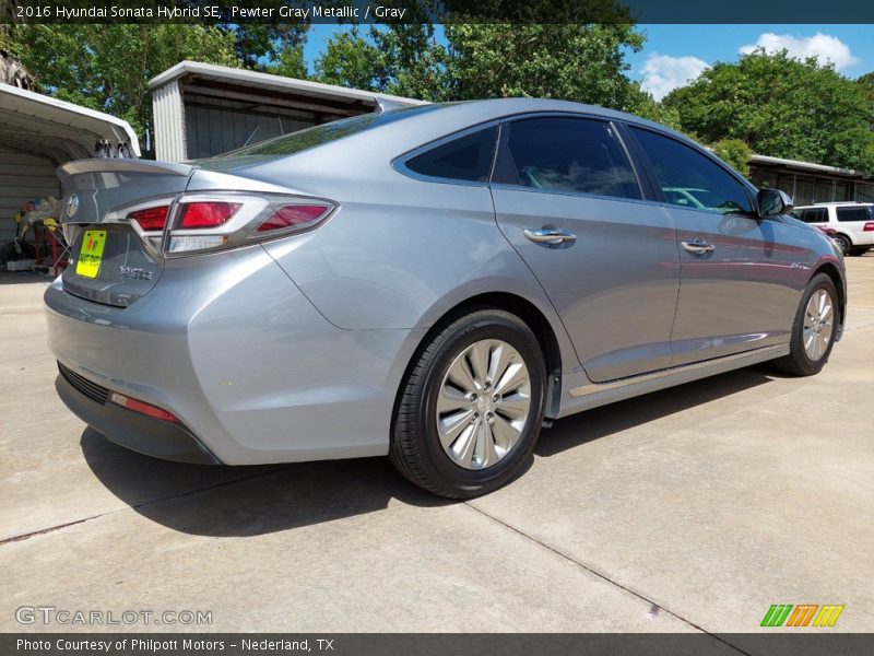 Pewter Gray Metallic / Gray 2016 Hyundai Sonata Hybrid SE