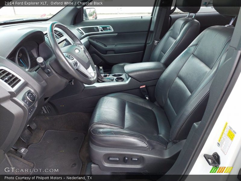 Oxford White / Charcoal Black 2014 Ford Explorer XLT