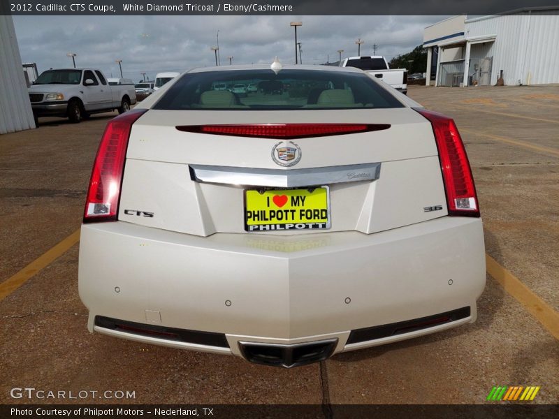 White Diamond Tricoat / Ebony/Cashmere 2012 Cadillac CTS Coupe