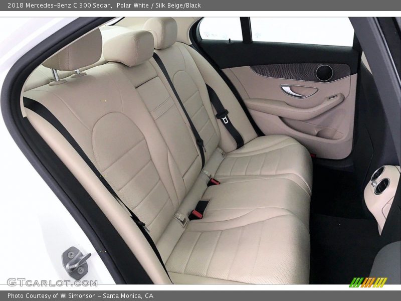 Polar White / Silk Beige/Black 2018 Mercedes-Benz C 300 Sedan