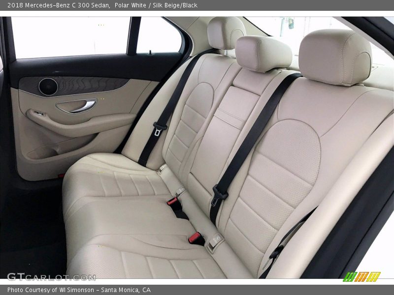 Polar White / Silk Beige/Black 2018 Mercedes-Benz C 300 Sedan