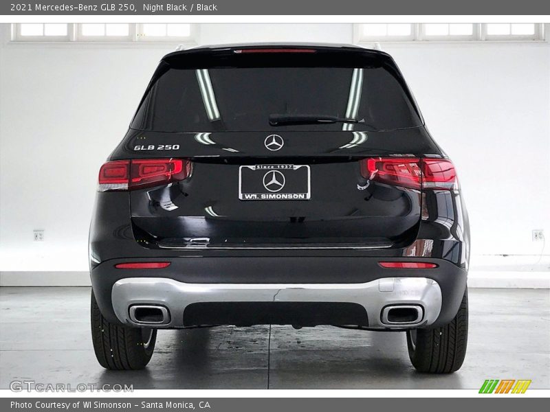 Night Black / Black 2021 Mercedes-Benz GLB 250