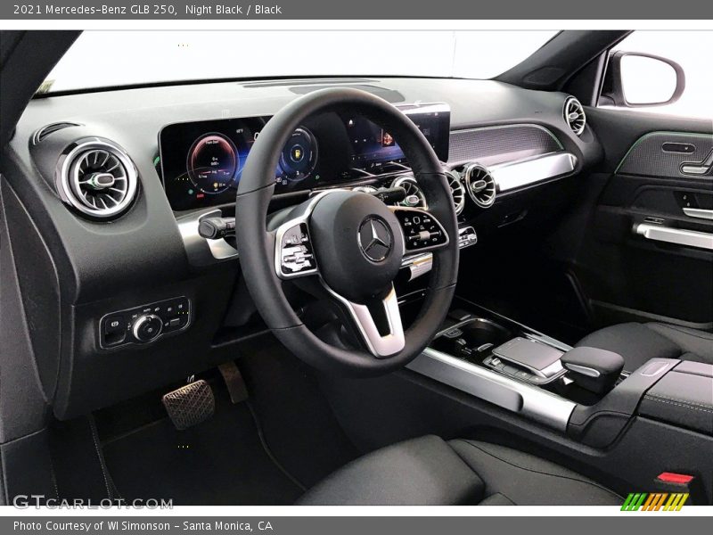 Night Black / Black 2021 Mercedes-Benz GLB 250