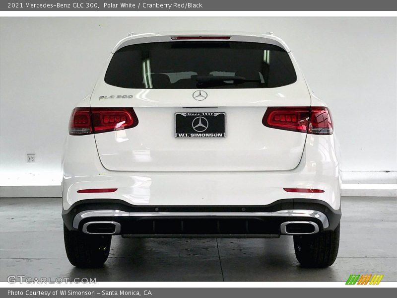 Polar White / Cranberry Red/Black 2021 Mercedes-Benz GLC 300