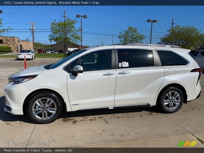 Blizzard White Pearl / Gray 2021 Toyota Sienna Limited Hybrid