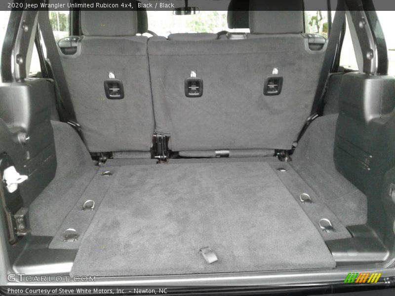  2020 Wrangler Unlimited Rubicon 4x4 Trunk