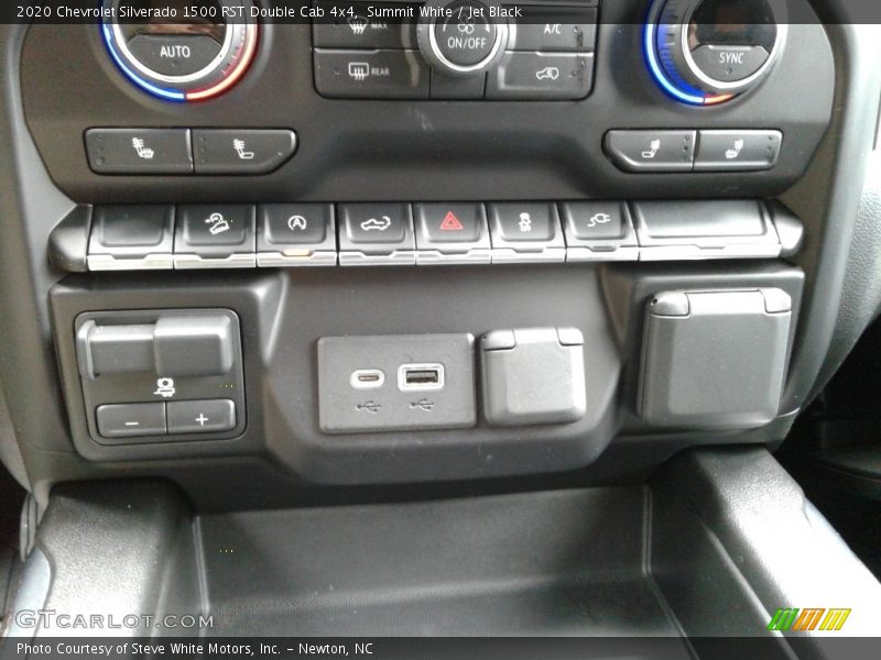 Summit White / Jet Black 2020 Chevrolet Silverado 1500 RST Double Cab 4x4