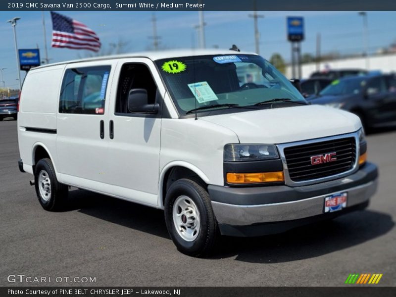 Summit White / Medium Pewter 2019 GMC Savana Van 2500 Cargo