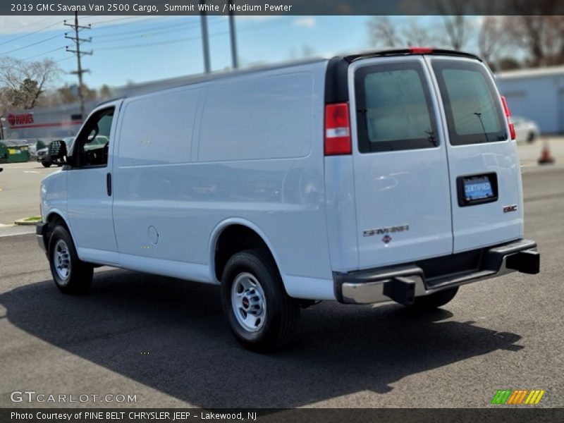 Summit White / Medium Pewter 2019 GMC Savana Van 2500 Cargo