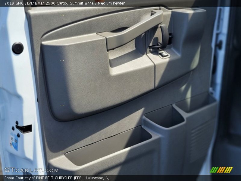 Summit White / Medium Pewter 2019 GMC Savana Van 2500 Cargo