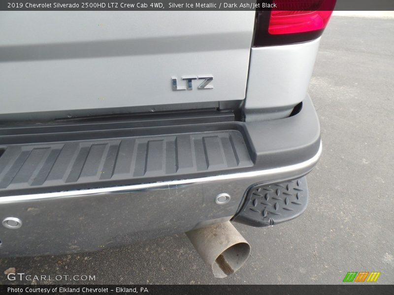 Silver Ice Metallic / Dark Ash/Jet Black 2019 Chevrolet Silverado 2500HD LTZ Crew Cab 4WD