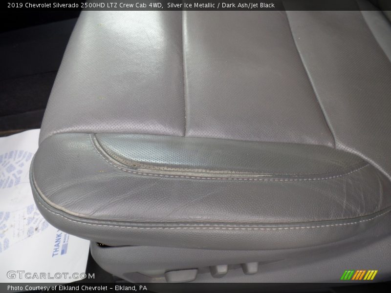 Silver Ice Metallic / Dark Ash/Jet Black 2019 Chevrolet Silverado 2500HD LTZ Crew Cab 4WD