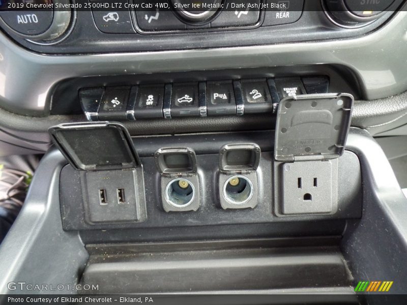Silver Ice Metallic / Dark Ash/Jet Black 2019 Chevrolet Silverado 2500HD LTZ Crew Cab 4WD