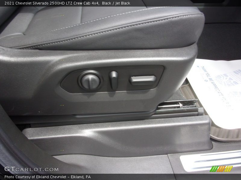 Black / Jet Black 2021 Chevrolet Silverado 2500HD LTZ Crew Cab 4x4